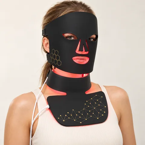 Wide-Wing Flexible Face Mask